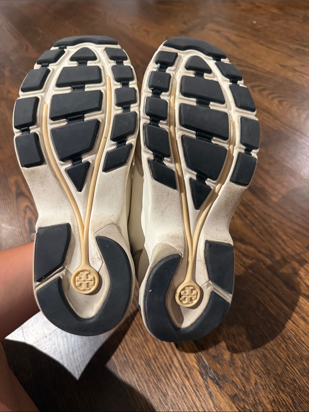 Tory Burch Good Luck Trainer 7.5 White/New Ivory/Cerbiatto Suede Shoes - Picture 6 of 7